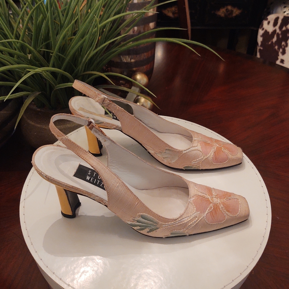 Stuart Weitzman Ladies Shoes 7.5 AA